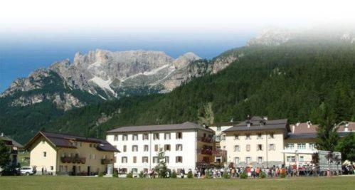 Soggiorno Dolomiti Mazzin Exteriér fotografie